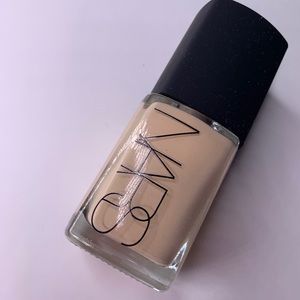 NARS sheer glow foundation